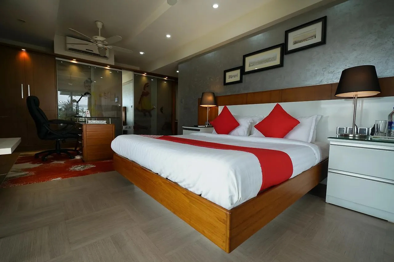 Oyo 14551 Home Luxury 2 Bhk Thevara Kochi Appartement