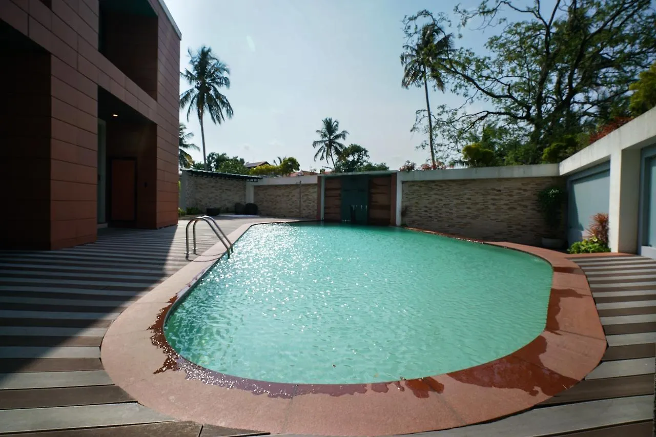 Kochi Oyo 14551 Home Luxury 2 Bhk Thevara הודו
